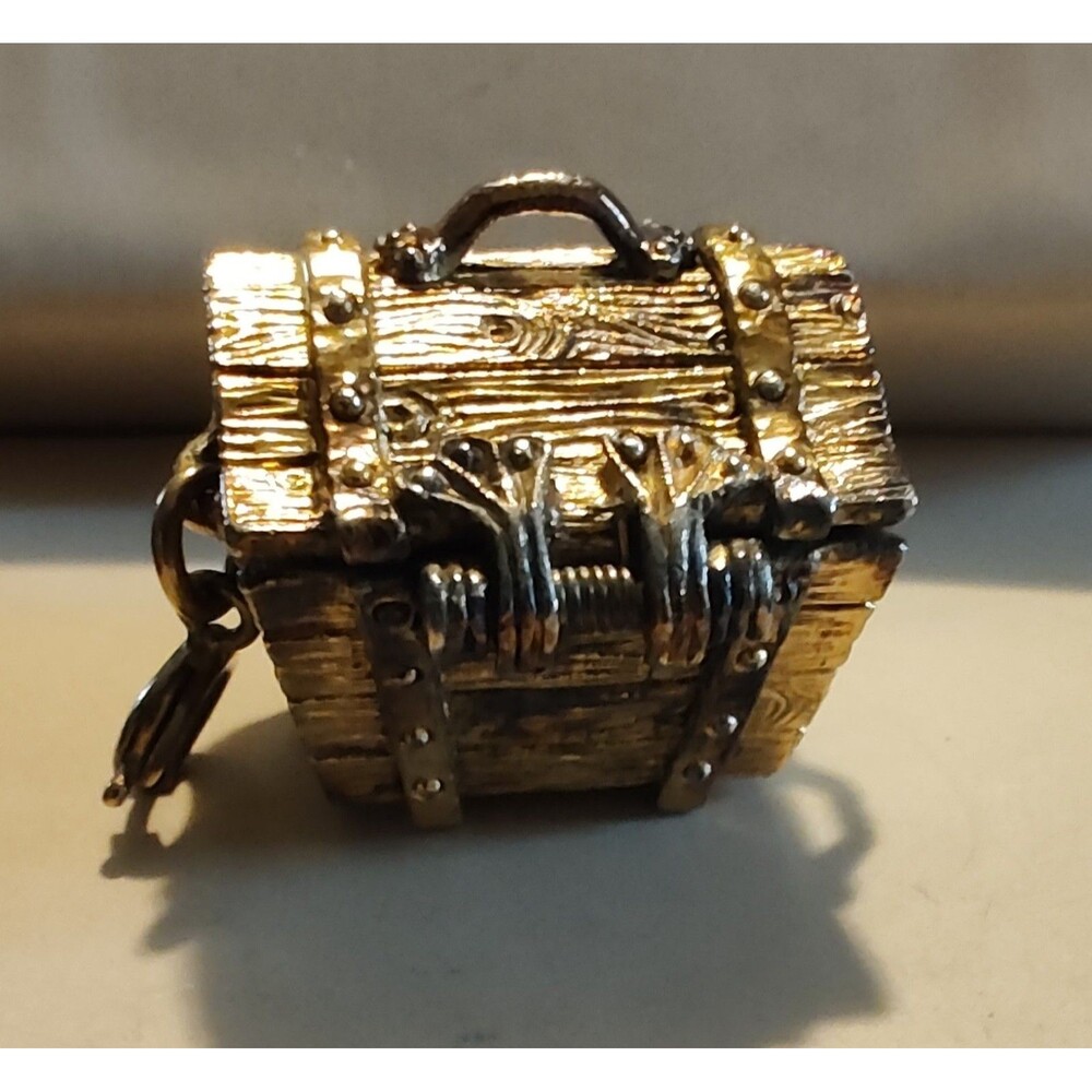 Vintage 1960s Gold Tone Monet Mechanical Hinged Pirate Treasure Chest Charm